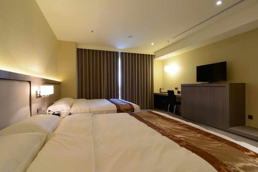 Grand Crystal Hotel Sin-ču Pokoj fotografie